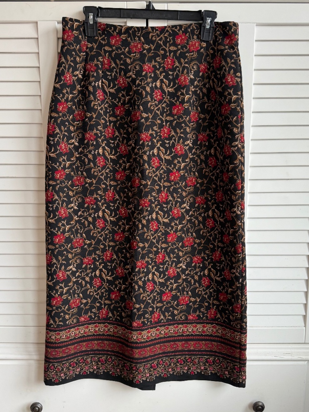 Briggs New York Skirt